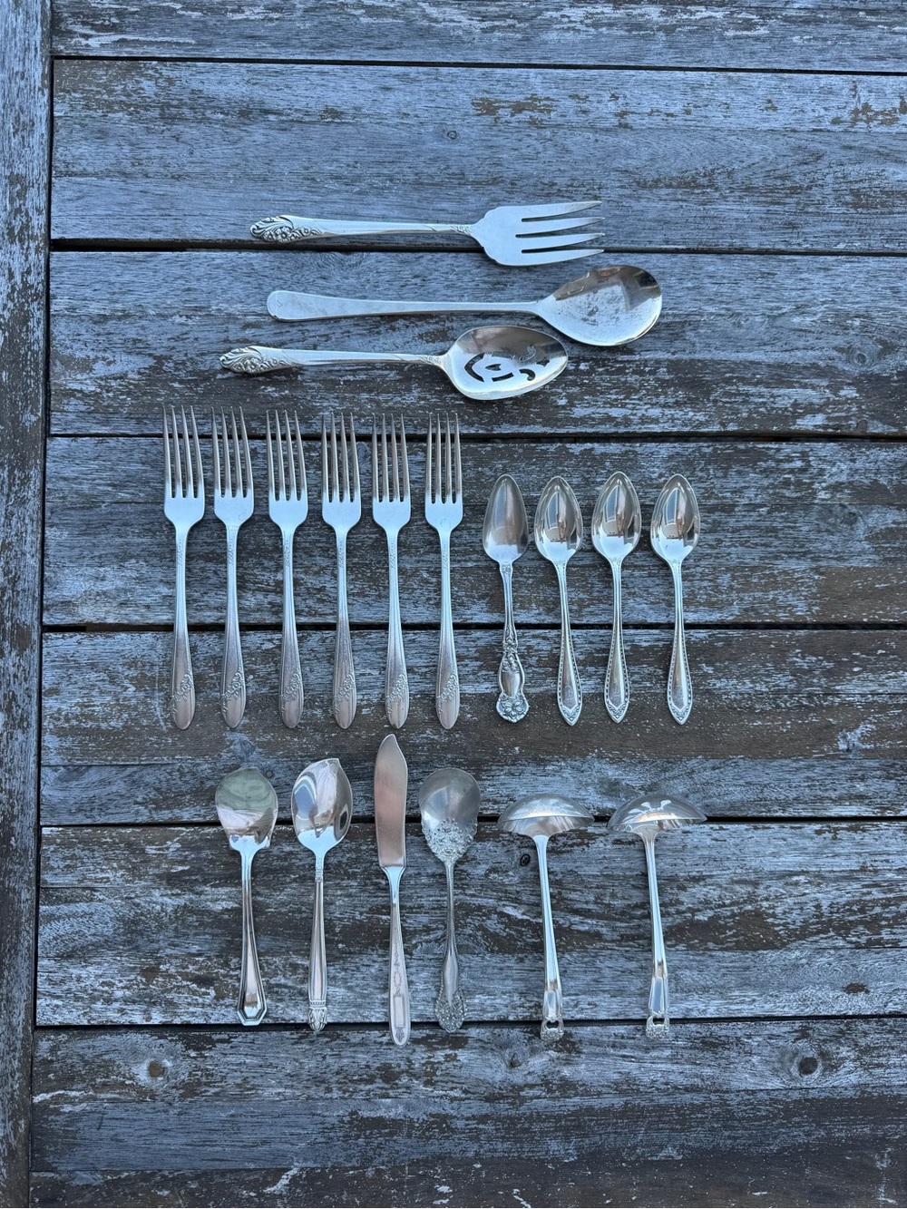 19-Piece Vintage Silver-Plated Flatware Lot – Assorted Serving Utensils